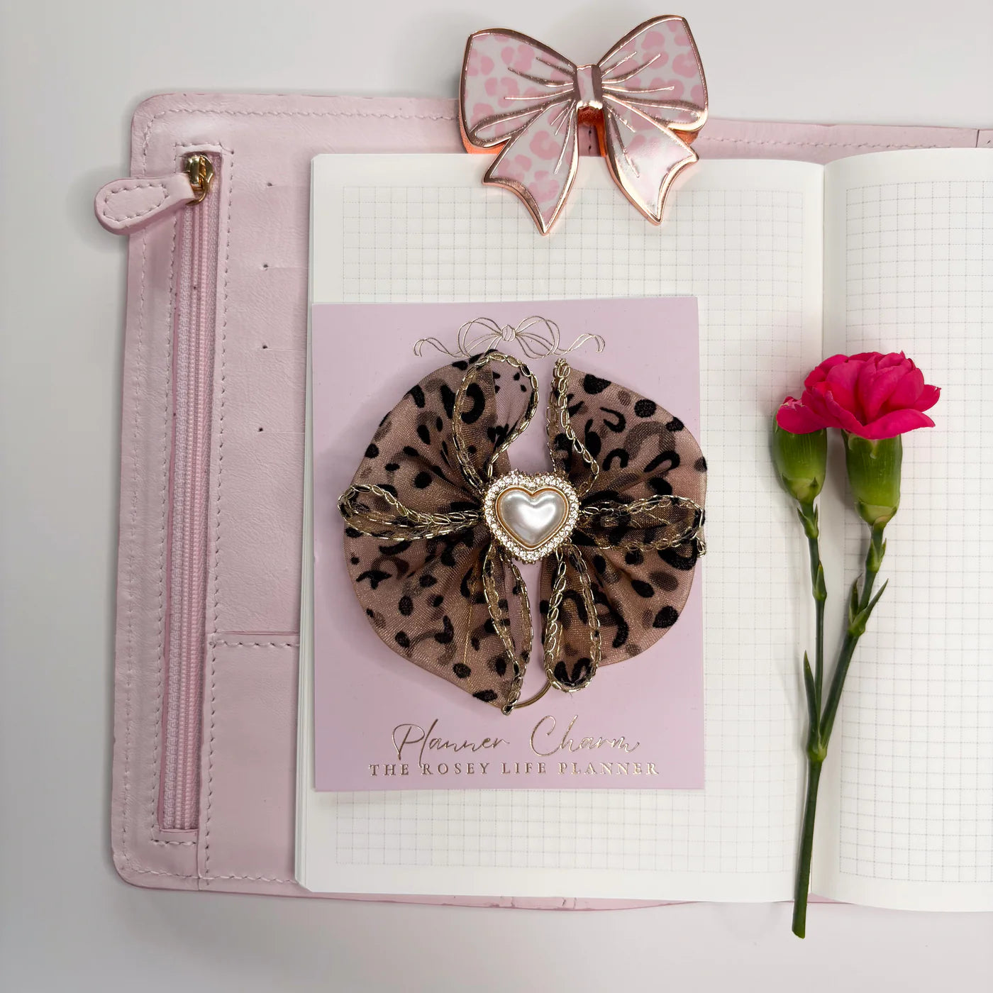 Paperclip | strik | leopard love