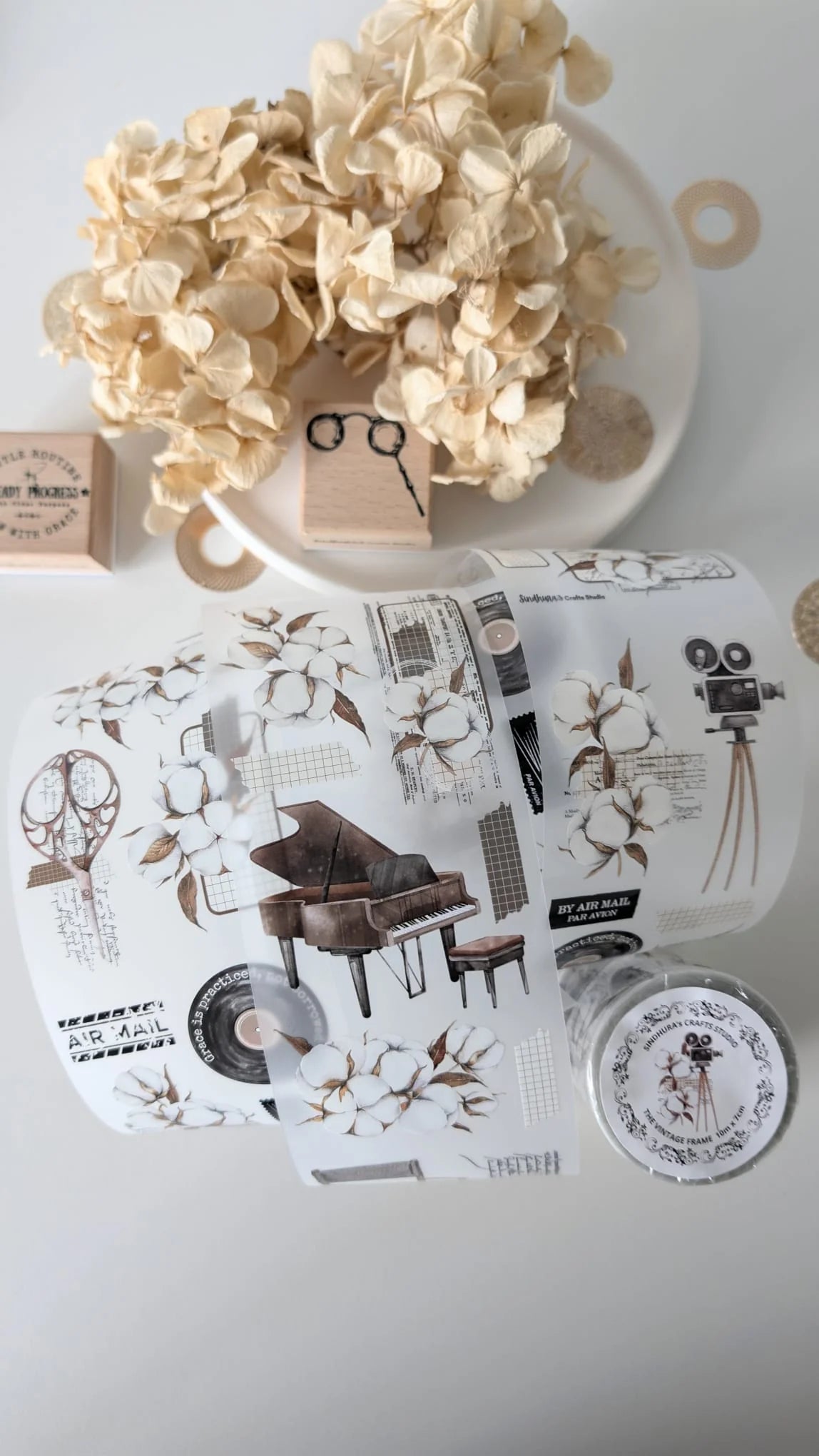 Pettape | The Vintage Frame