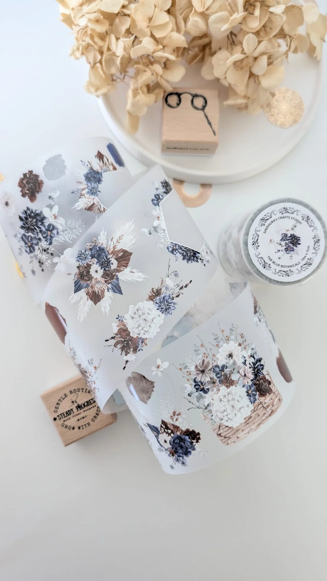 Pettape | The Blue Botanicals