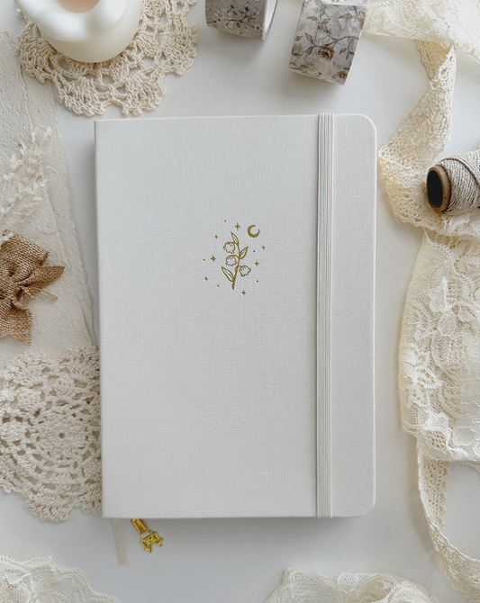 Journal wit met lelietje van dalen | A5 klein | dot