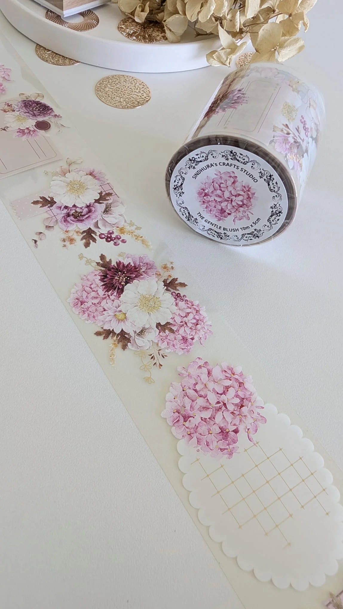 Pettape | The Gentle Blush gold
