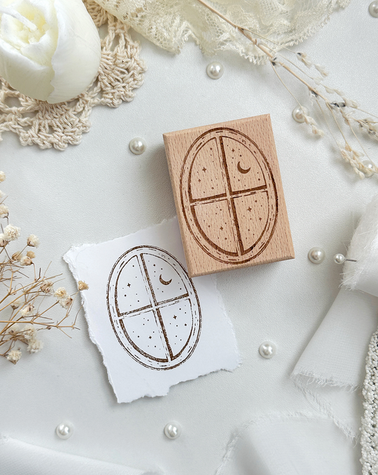 Houten stempel | met ovale raam en mini maantje