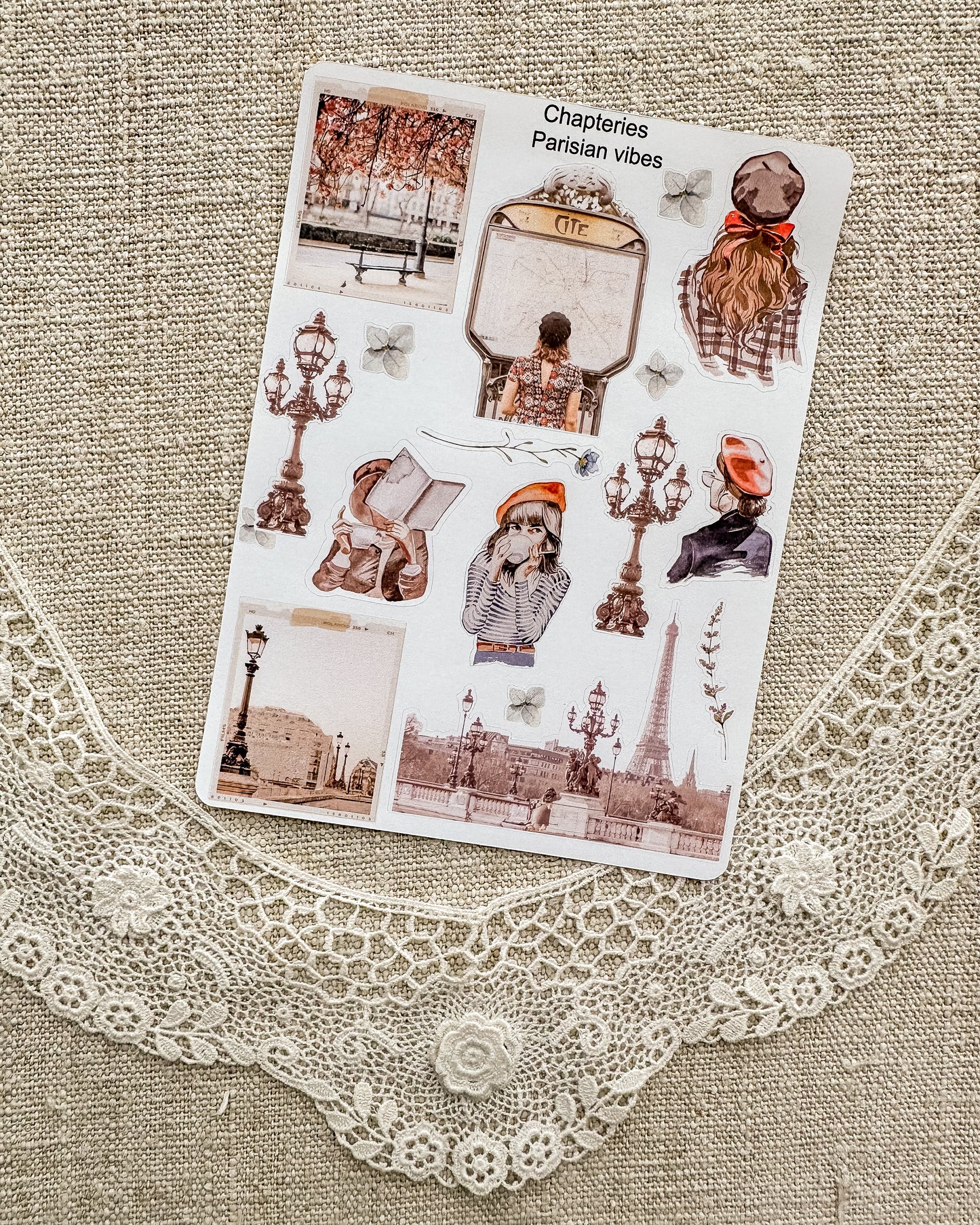Stickervel | meisjes in Parijs