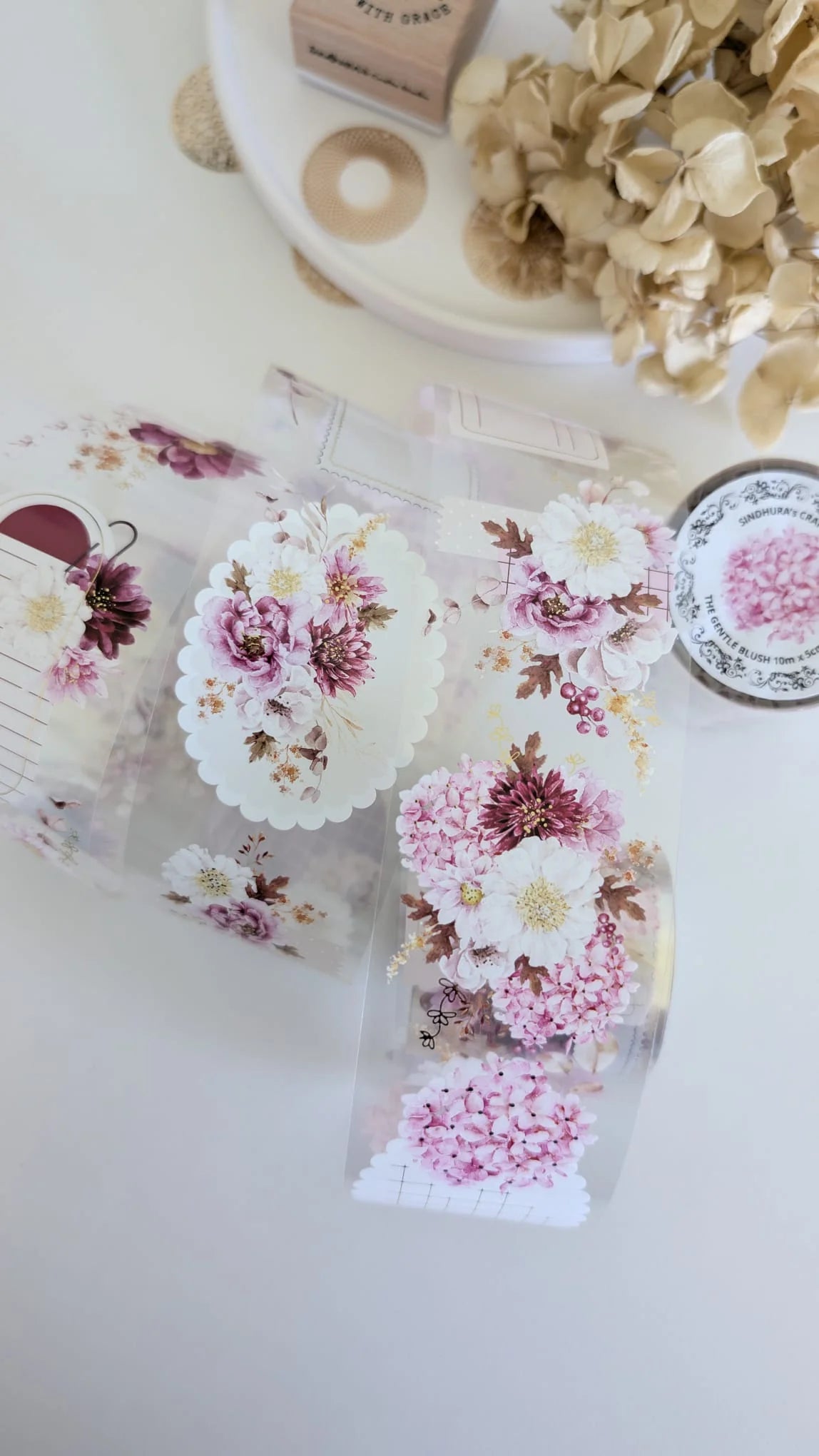 Pettape | The Gentle Blush gold