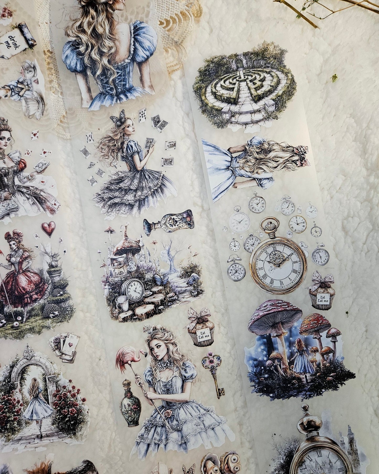 Pettape | Alice in Wonderland