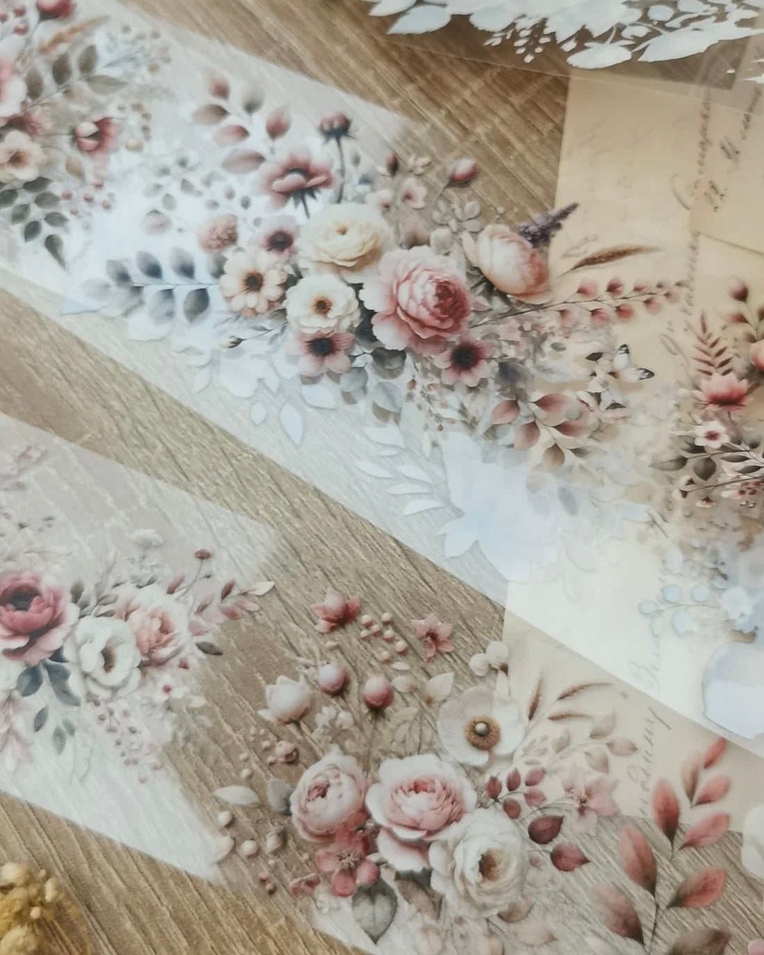 Pettape | soft pink flowers