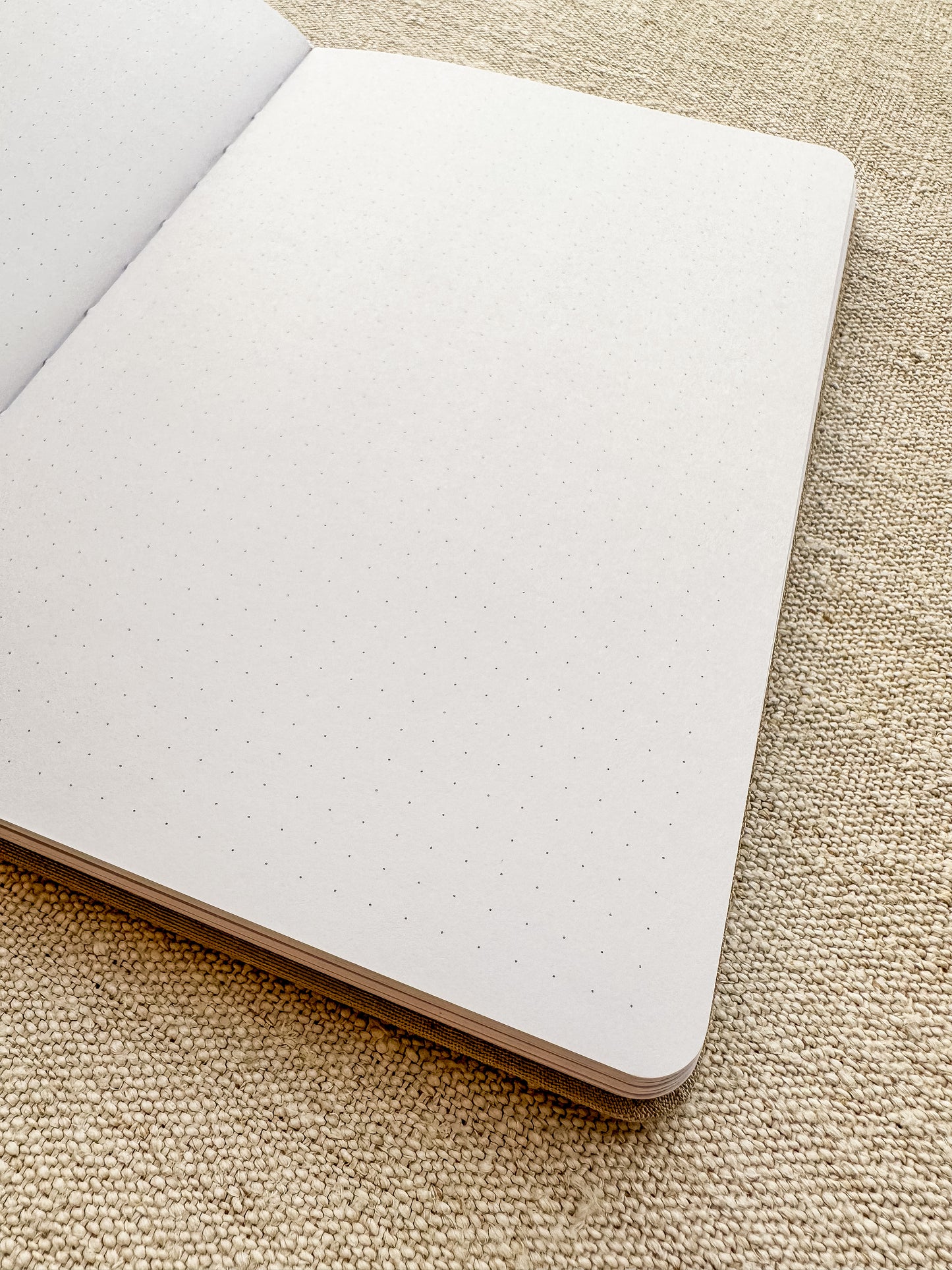 Lovely Dots journal | oud roze