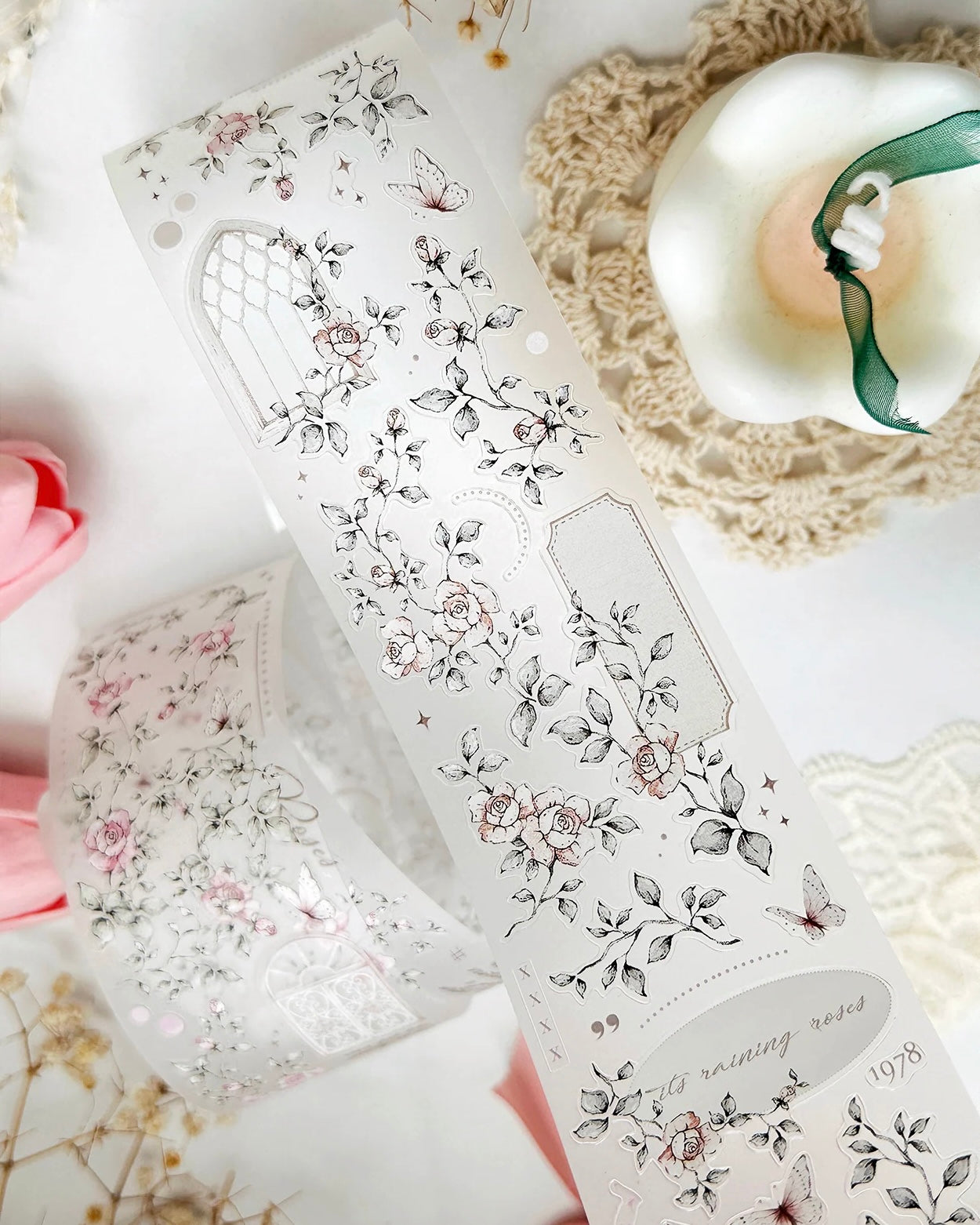 Pettape | field of roses | pre cut | mat