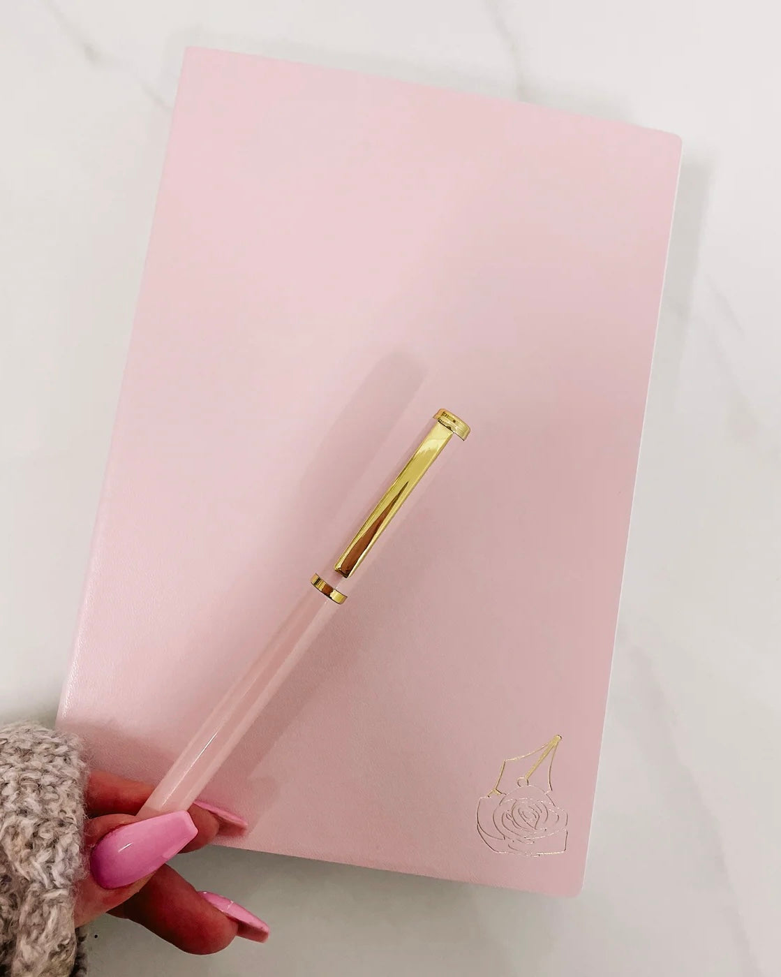 Pen | roze